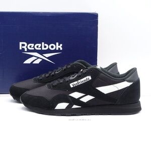 NEW Reebok Classic Nylon VeeFriends Accountable Sneaker